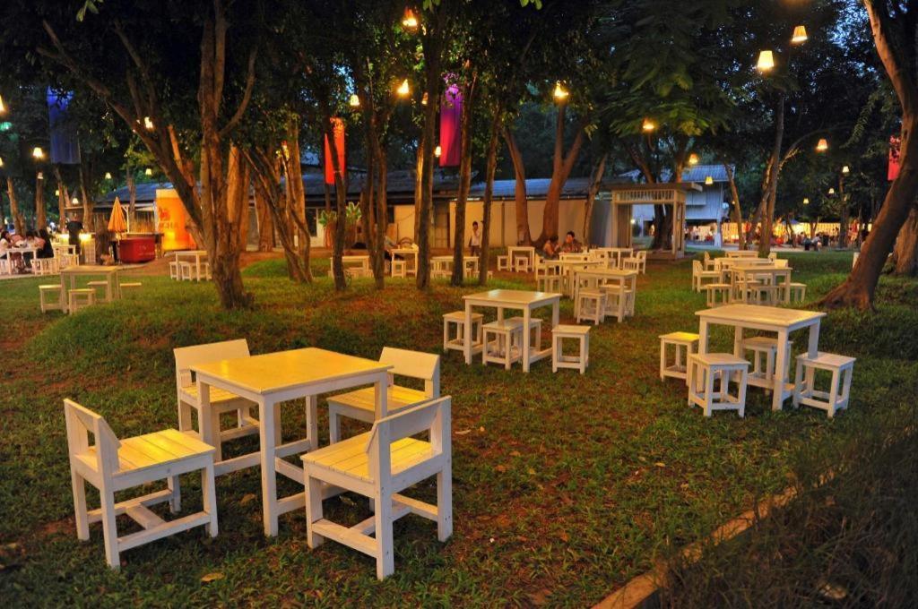 Ostello Hua Hin Lub Sabai Esterno foto