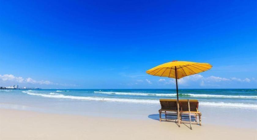 Ostello Hua Hin Lub Sabai Esterno foto
